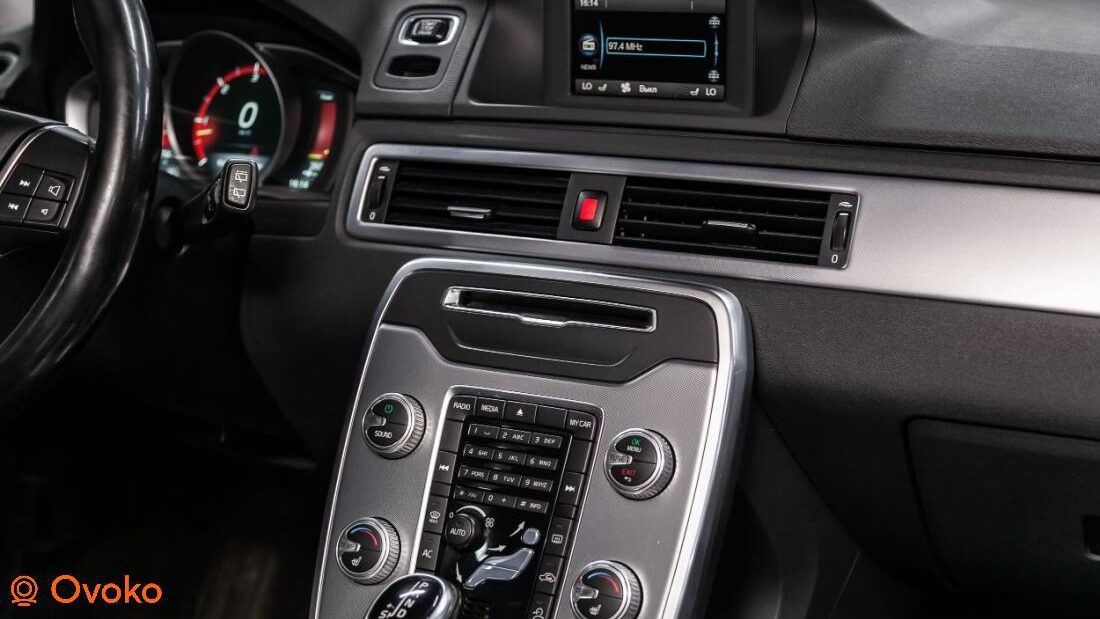 volvo xc70 tyyppiviat